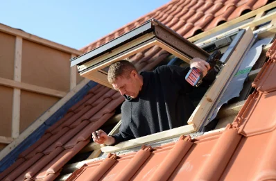 Pose de fenêtres de toit Velux à Ubexy